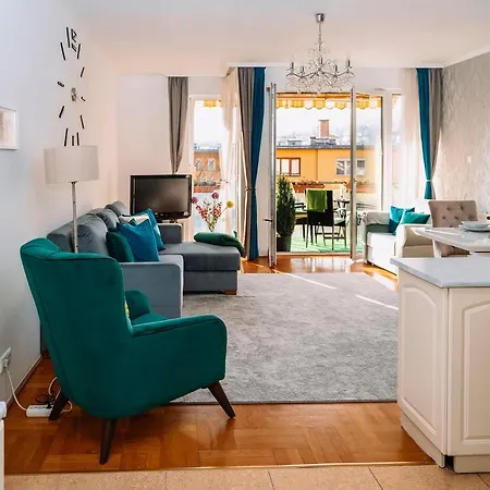 Rossalini With Free Parking Appartement Boedapest
