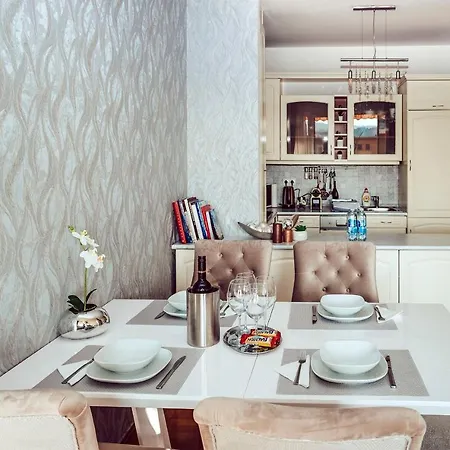 Rossalini With Free Parking Appartement Boedapest